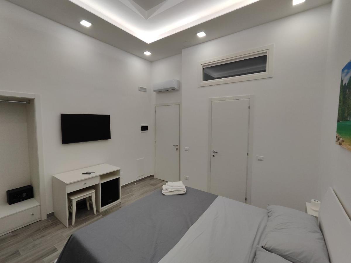 B&B Il Regno Delle Due Sicilie Napoli Bagian luar foto